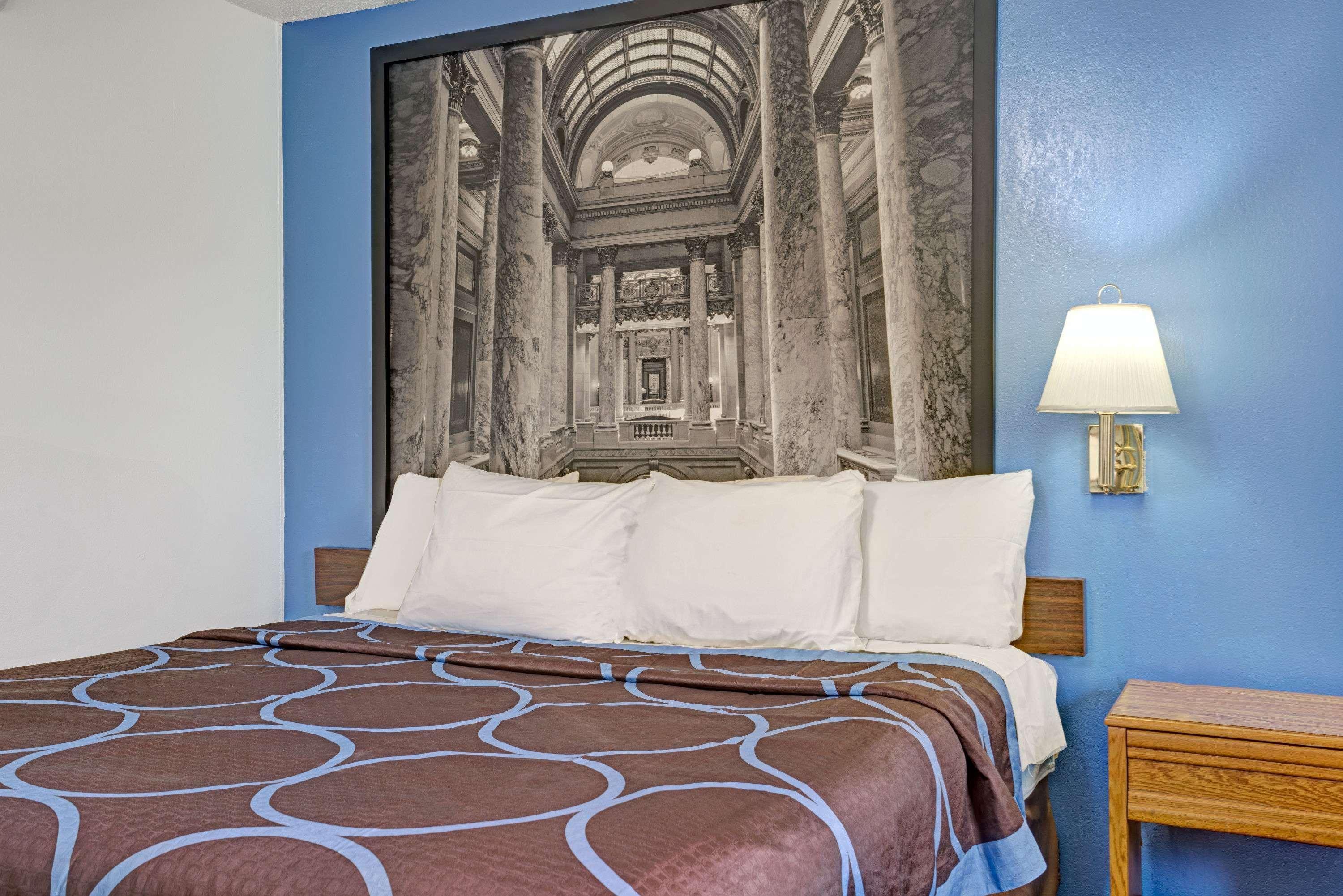 Super 8 By Wyndham Buffalo Esterno foto