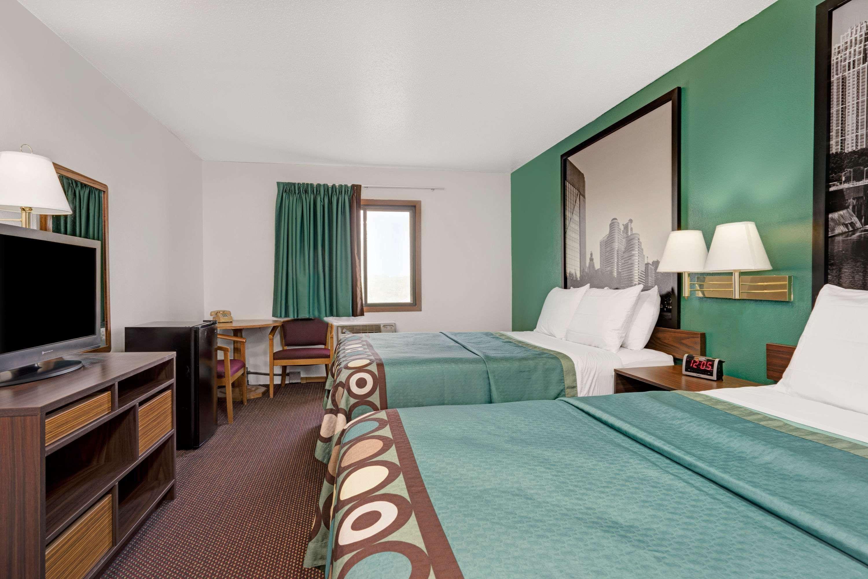 Super 8 By Wyndham Buffalo Esterno foto
