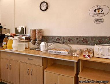 Super 8 By Wyndham Buffalo Ristorante foto